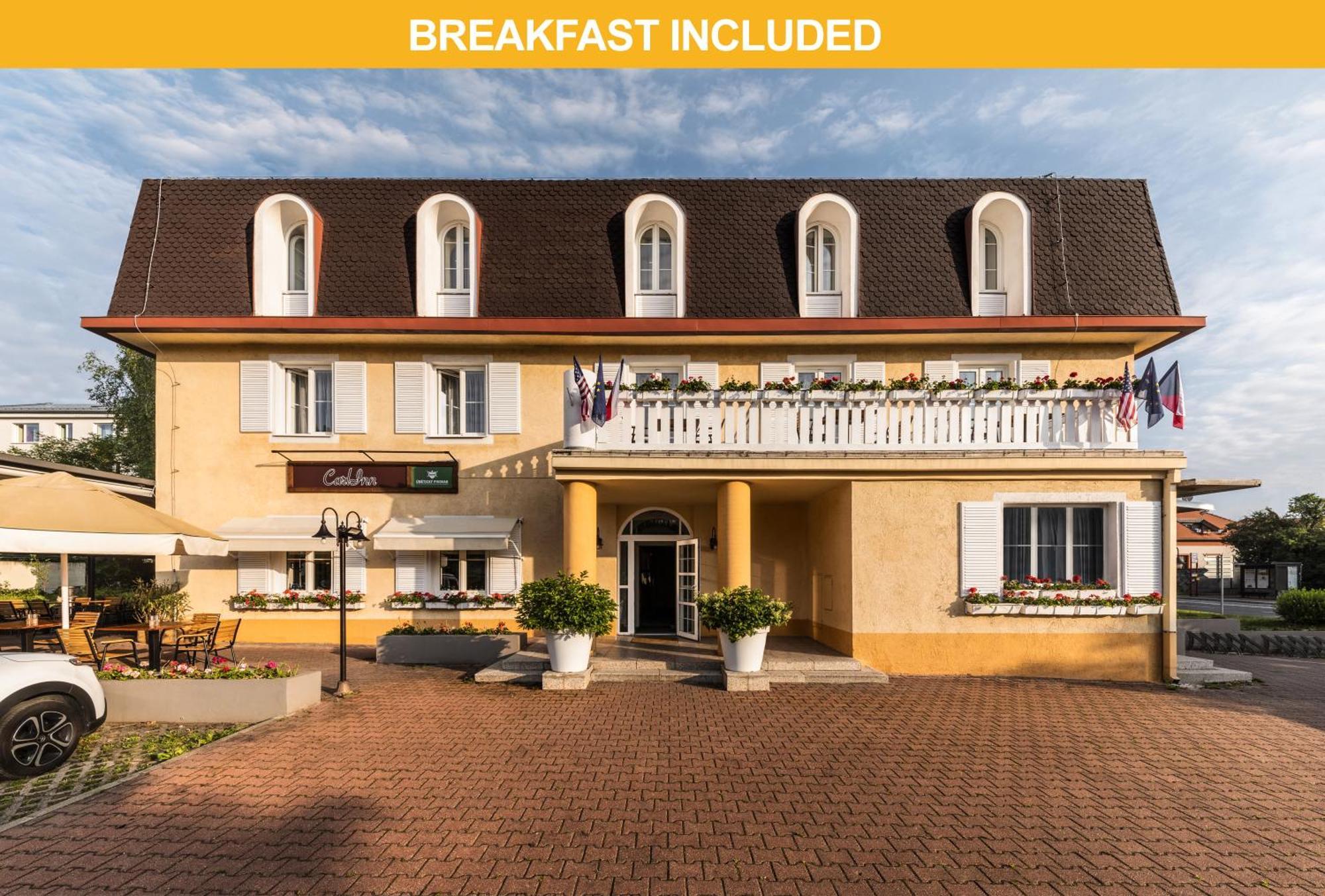 Prague Hotel Carl Inn Restaurant & Free Parking Ngoại thất bức ảnh